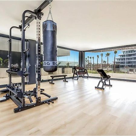 Luxury Complex Beachfront Apartment, Infinity Pool, Sauna, Gym And Large Terrace Torremolinos Exteriér fotografie