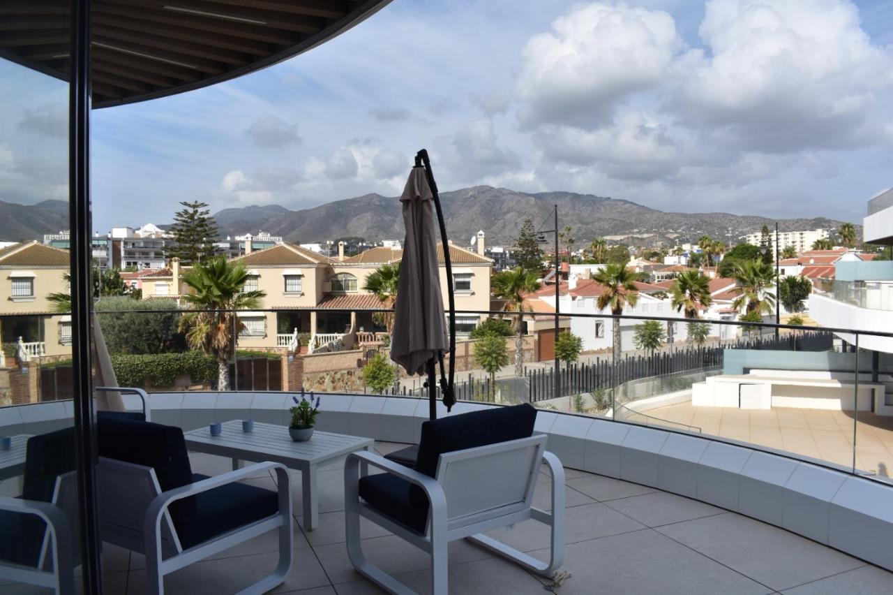 Luxury Complex Beachfront Apartment, Infinity Pool, Sauna, Gym And Large Terrace Torremolinos Exteriér fotografie